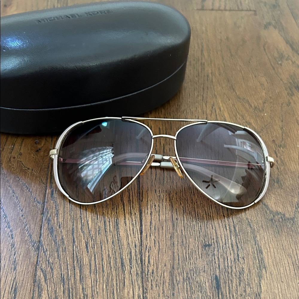 Michael Kors Silver Aviator Sunglasses with Black Case - Picture 2 of 4